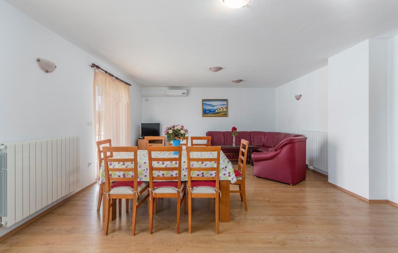 Apartments Stanko Fazana Bagian luar foto